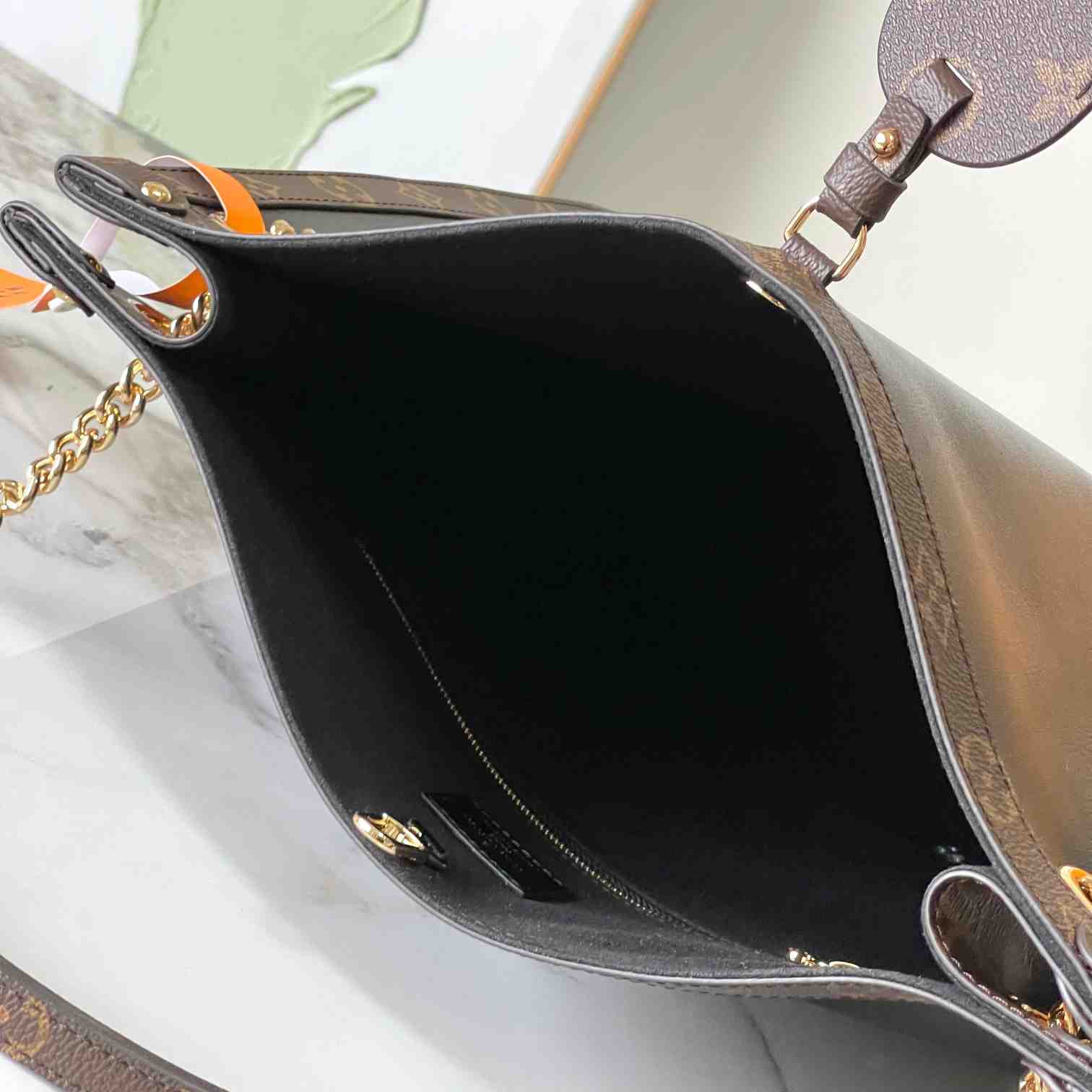 Louis Vuitton Nova MM  M13137 - DopestKickz