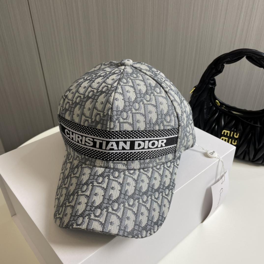 Dior Oblique Cap - DopestKickz