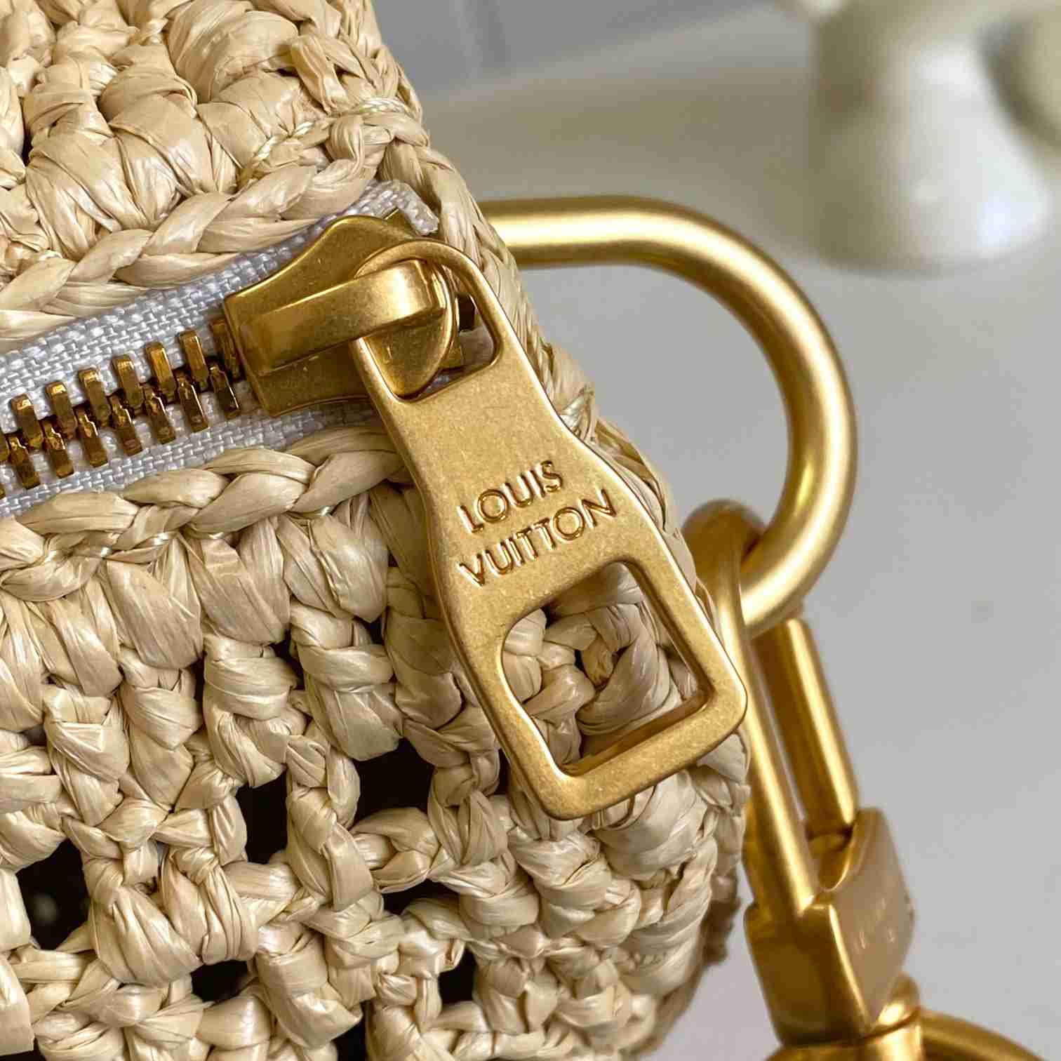 Louis Vuitton Keepall Bandoulière 25  M25010 - DopestKickz