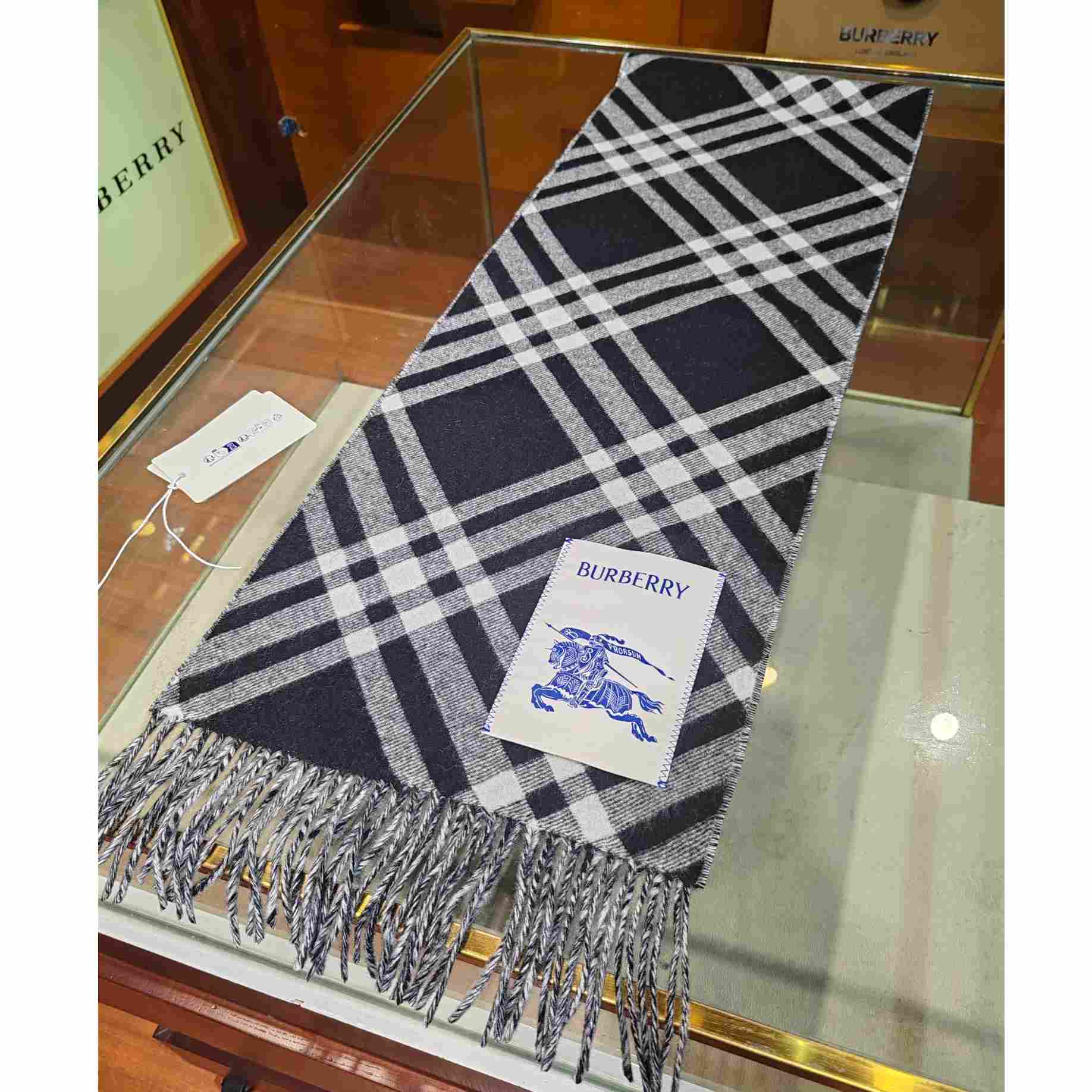 Burberry Check Cashmere Scarf - DopestKickz