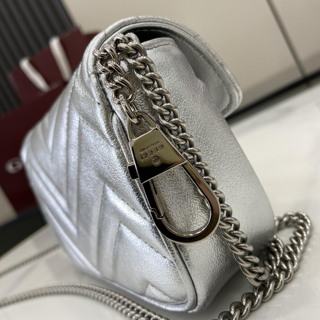 Gucci GG Marmont Super Mini Bag - DopestKickz