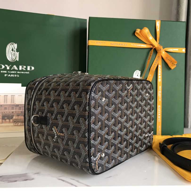 Goyard Muse Vanity Case - DopestKickz
