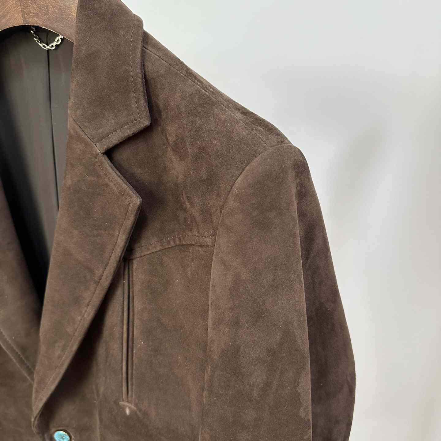 Louis Vuitton Single-Breasted Nubuck Leather Jacket   1AFXFK - DopestKickz