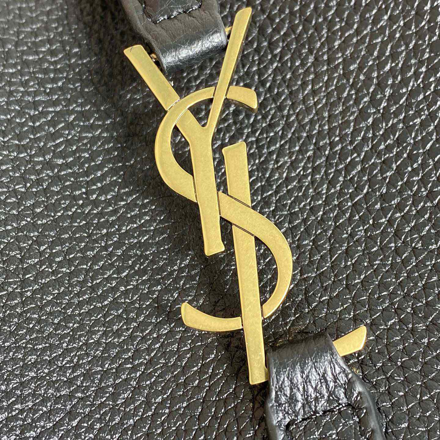 Saint Laurent LE 5 À 7 Supple Baby In Grained Leather - DopestKickz