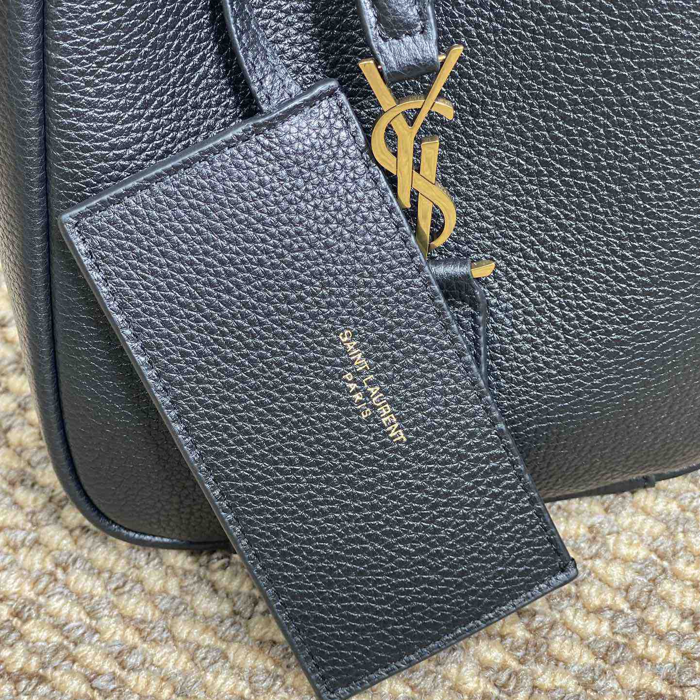 Saint Laurent LE 5 À 7 Supple Baby In Grained Leather - DopestKickz