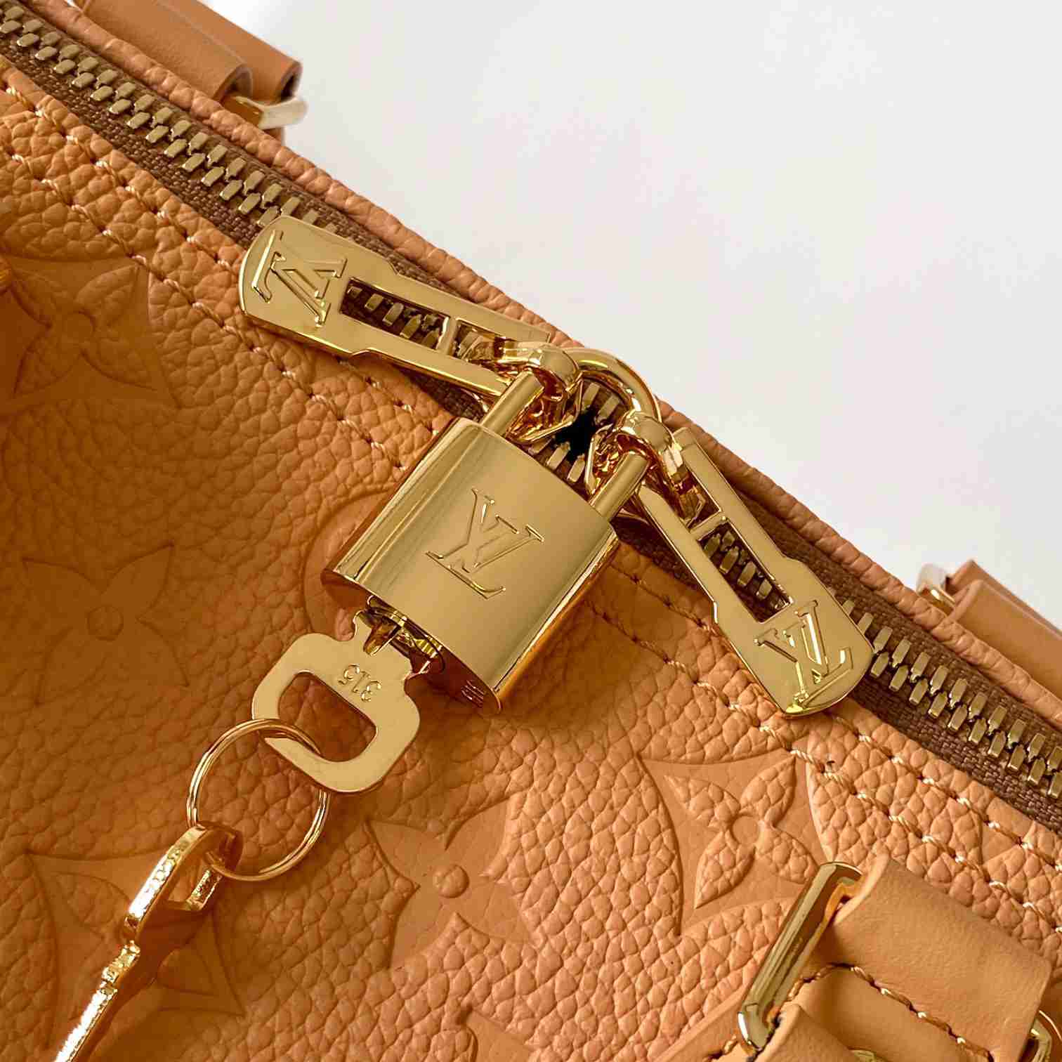 Louis Vuitton Speedy Soft 30  M11323 - DopestKickz