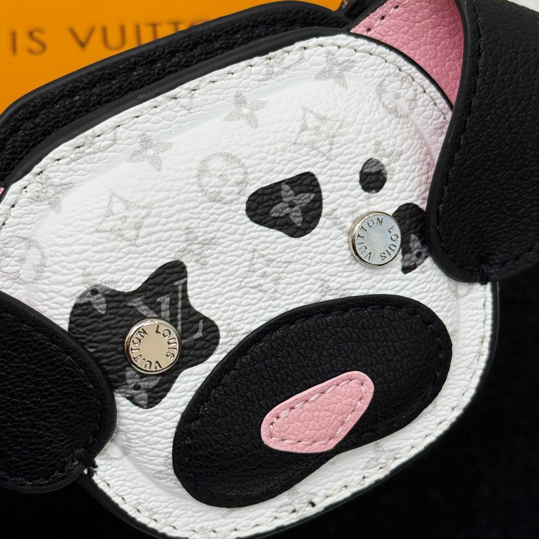Louis Vuitton 57th Street NYC LV Dog Bag Charm  M02272 - DopestKickz