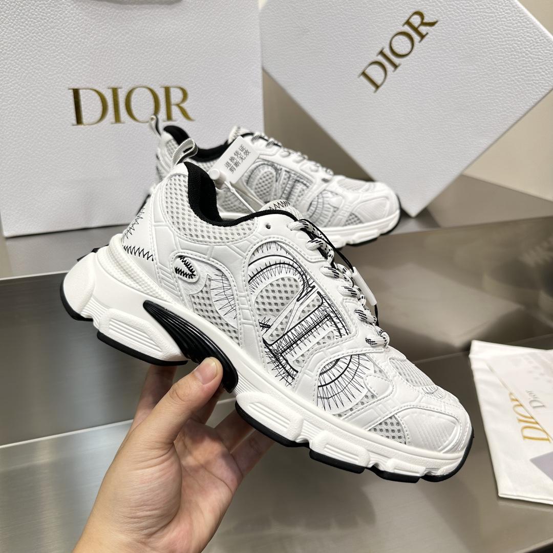 Dior Chrono Sneaker   - DopestKickz
