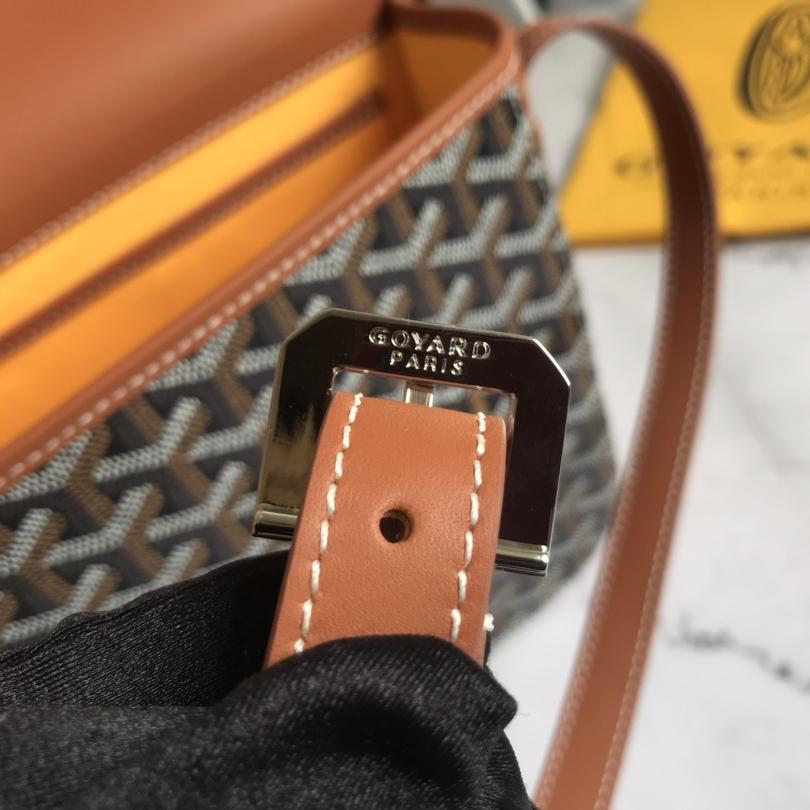 Goyard Belvédère MM Bag - DopestKickz