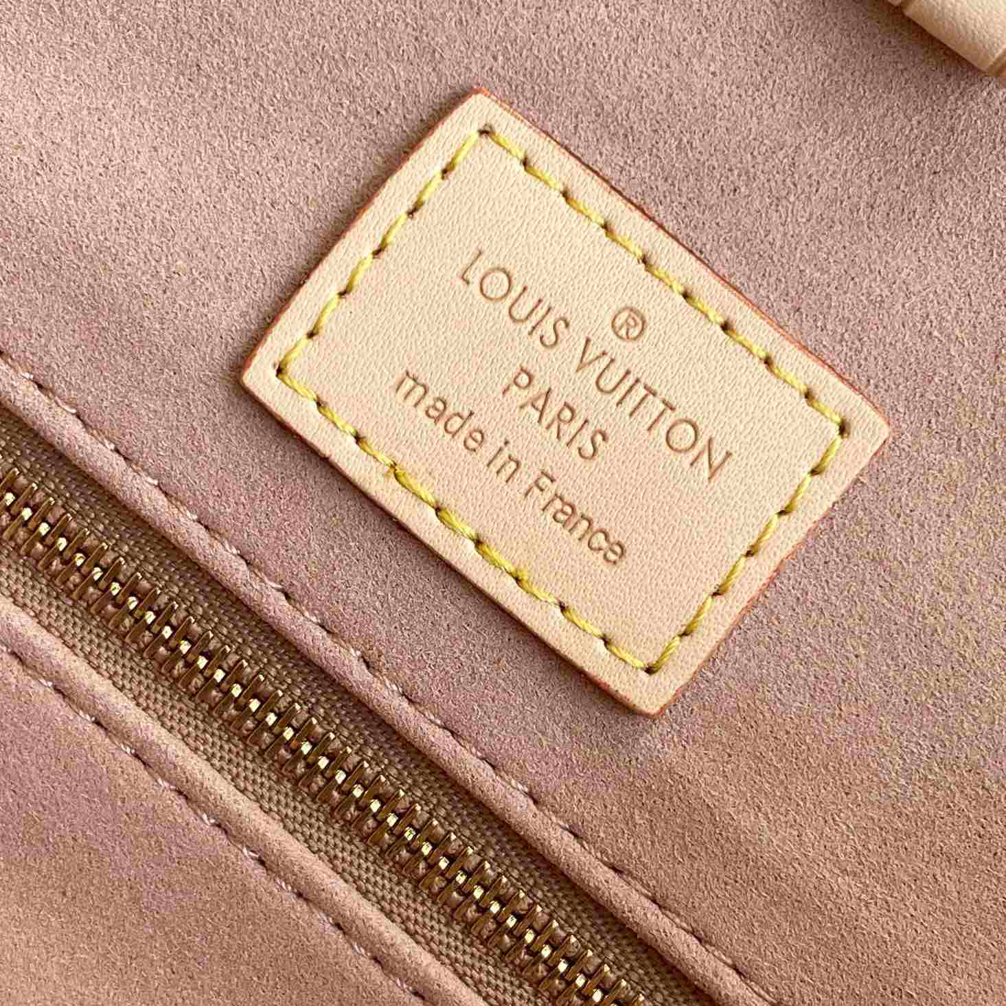 Louis Vuitton OnTheGo MM   M12415 - DopestKickz