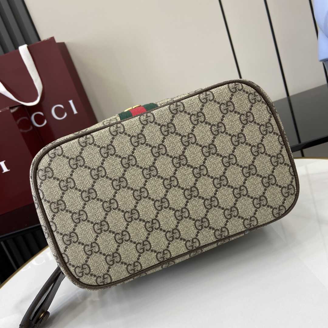 Gucci Porter Medium Travel Bag - DopestKickz