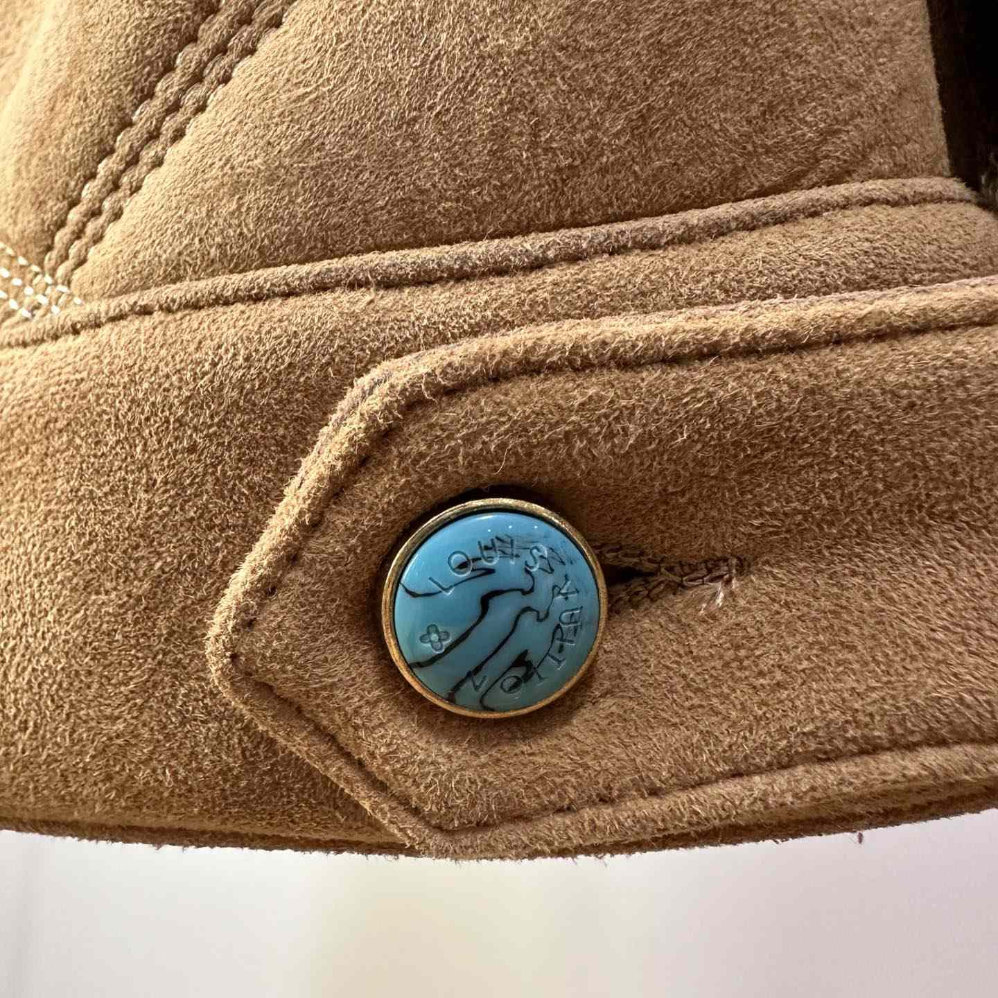 Louis Vuitton Embroidered Shearling Workwear Blouson   1AFXIM - DopestKickz