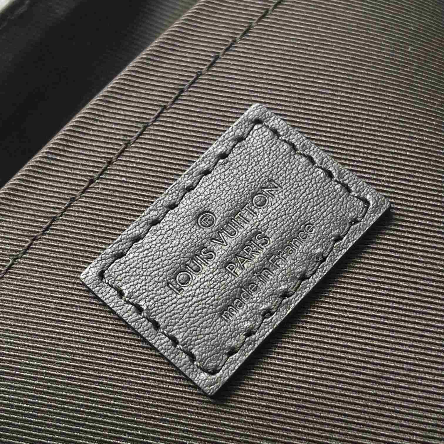 Louis Vuitton Pulse Messenger  M12681 - DopestKickz