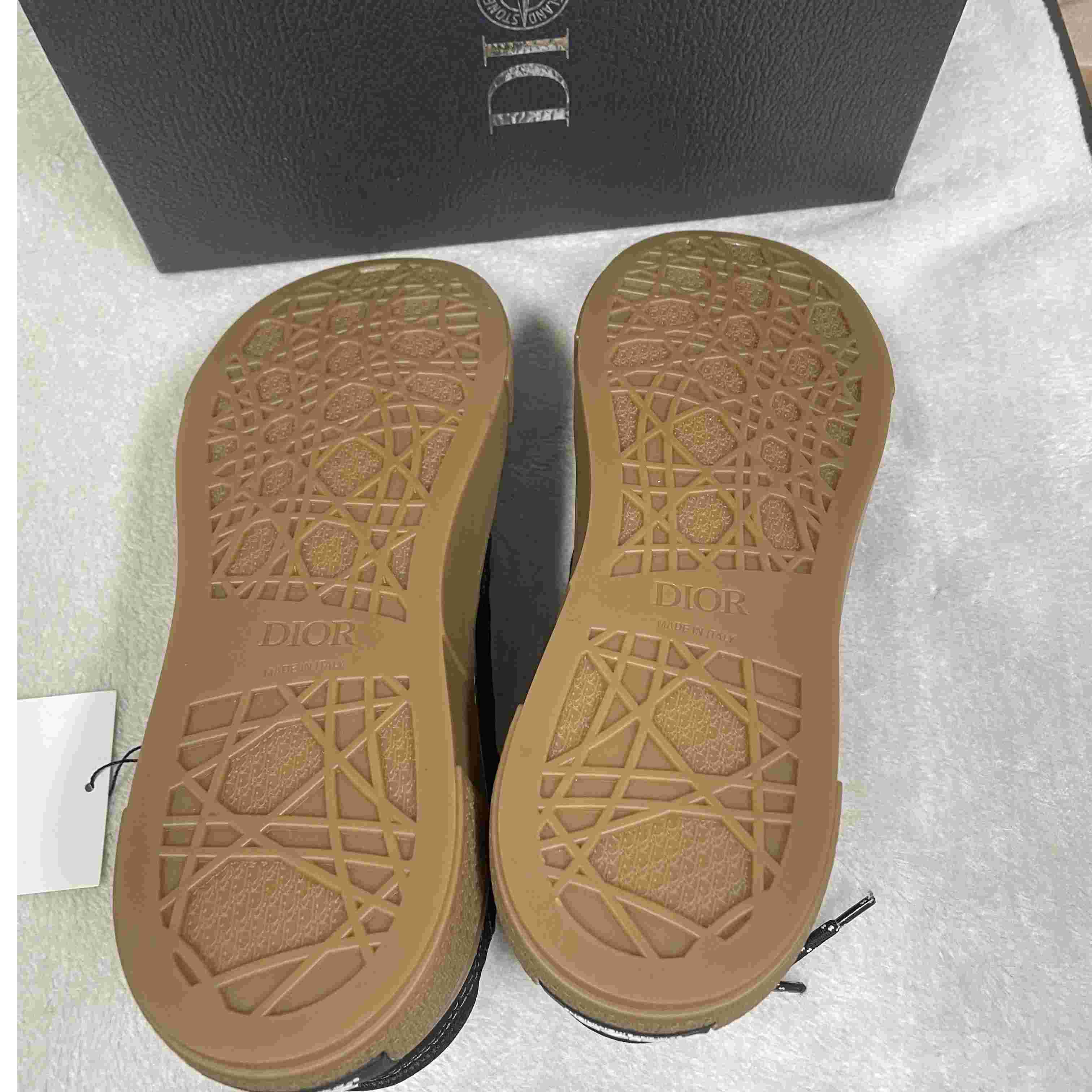 Dior And STONE ISLAND B33 Sneaker   - DopestKickz