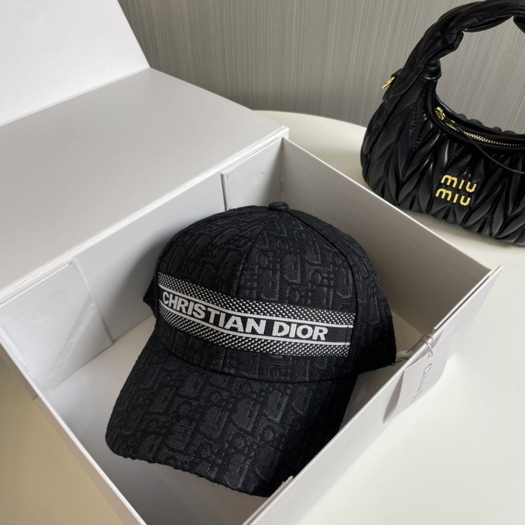 Dior Oblique Cap - DopestKickz