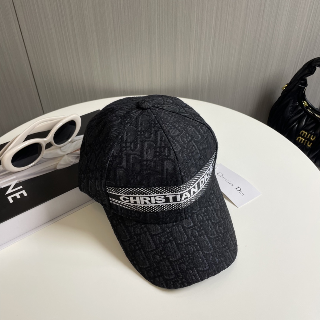 Dior Oblique Cap - DopestKickz