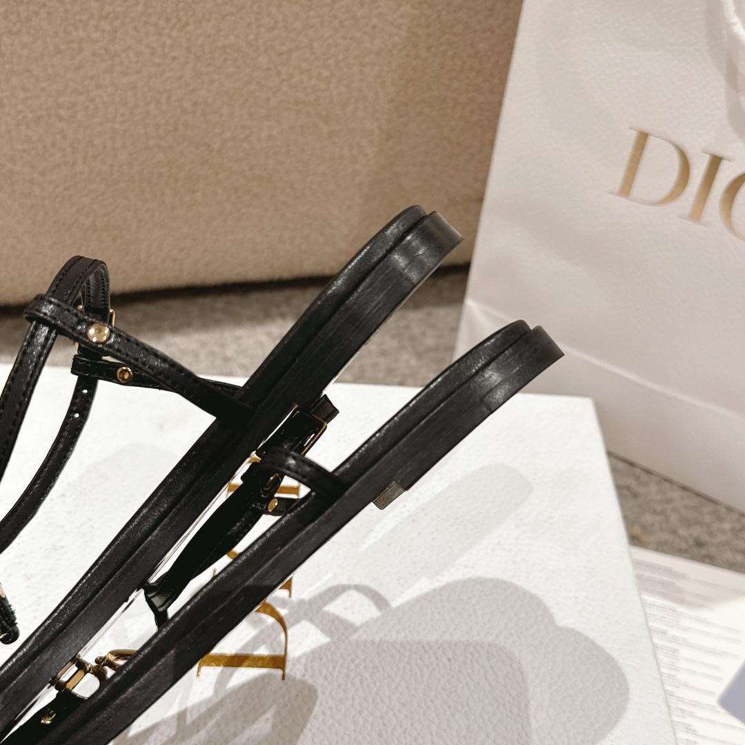 Dior C'est Dior Thong Sandal - DopestKickz