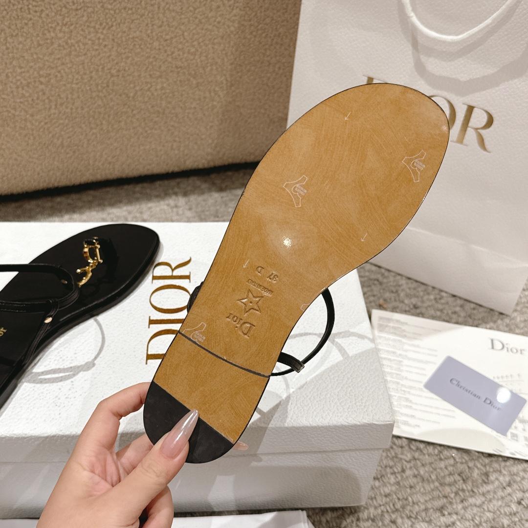 Dior C'est Dior Thong Sandal - DopestKickz