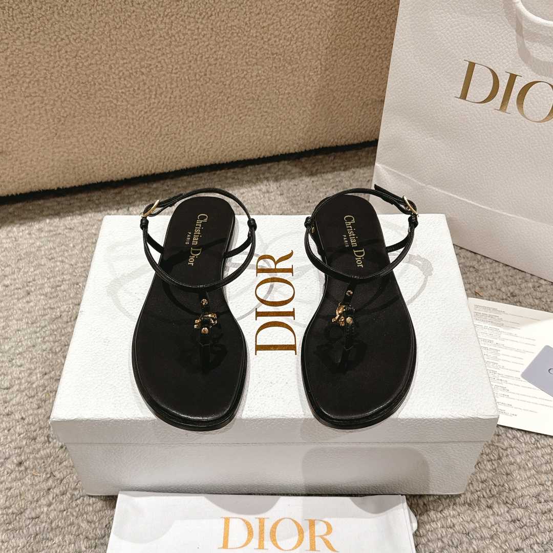 Dior C'est Dior Thong Sandal - DopestKickz