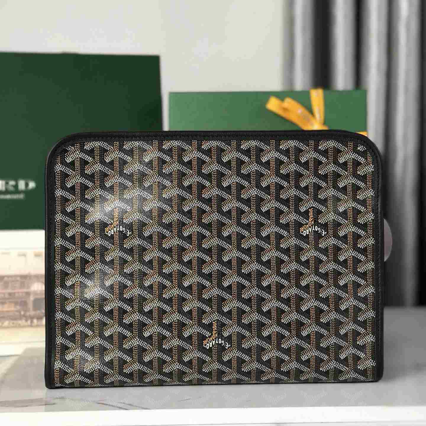 Goyard Jouvence GM Toiletry Bag - DopestKickz
