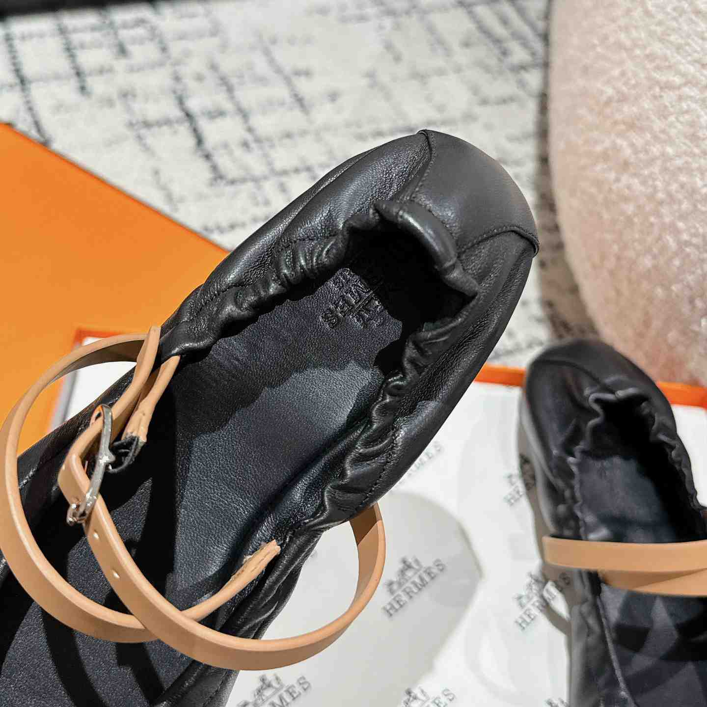 Hermes Jolly Ballet Flat - DopestKickz