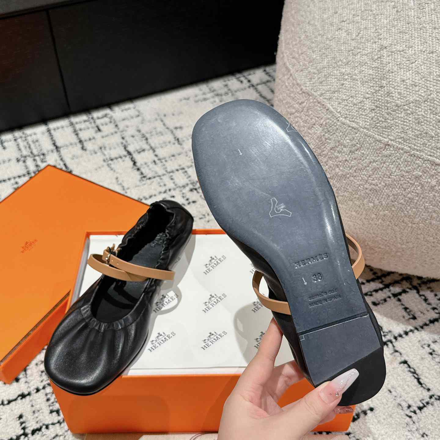 Hermes Jolly Ballet Flat - DopestKickz