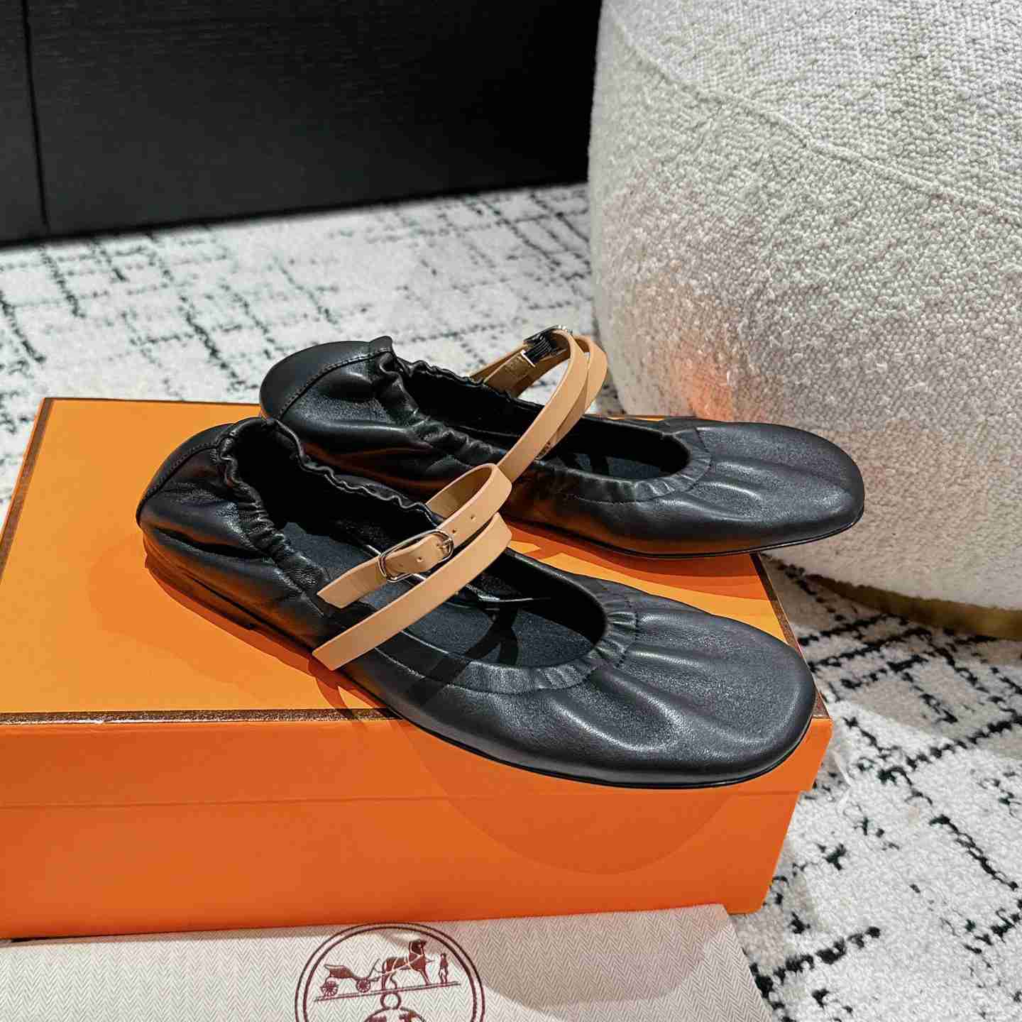 Hermes Jolly Ballet Flat - DopestKickz
