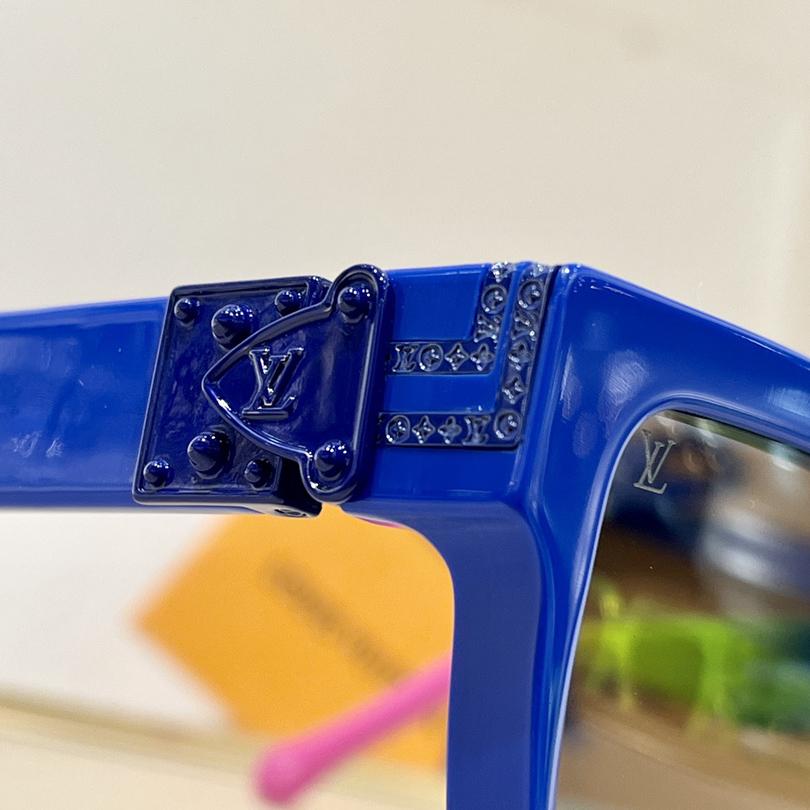 Louis Vuitton 1.1 Millionaires Square Sunglasses  LV96006 - DopestKickz