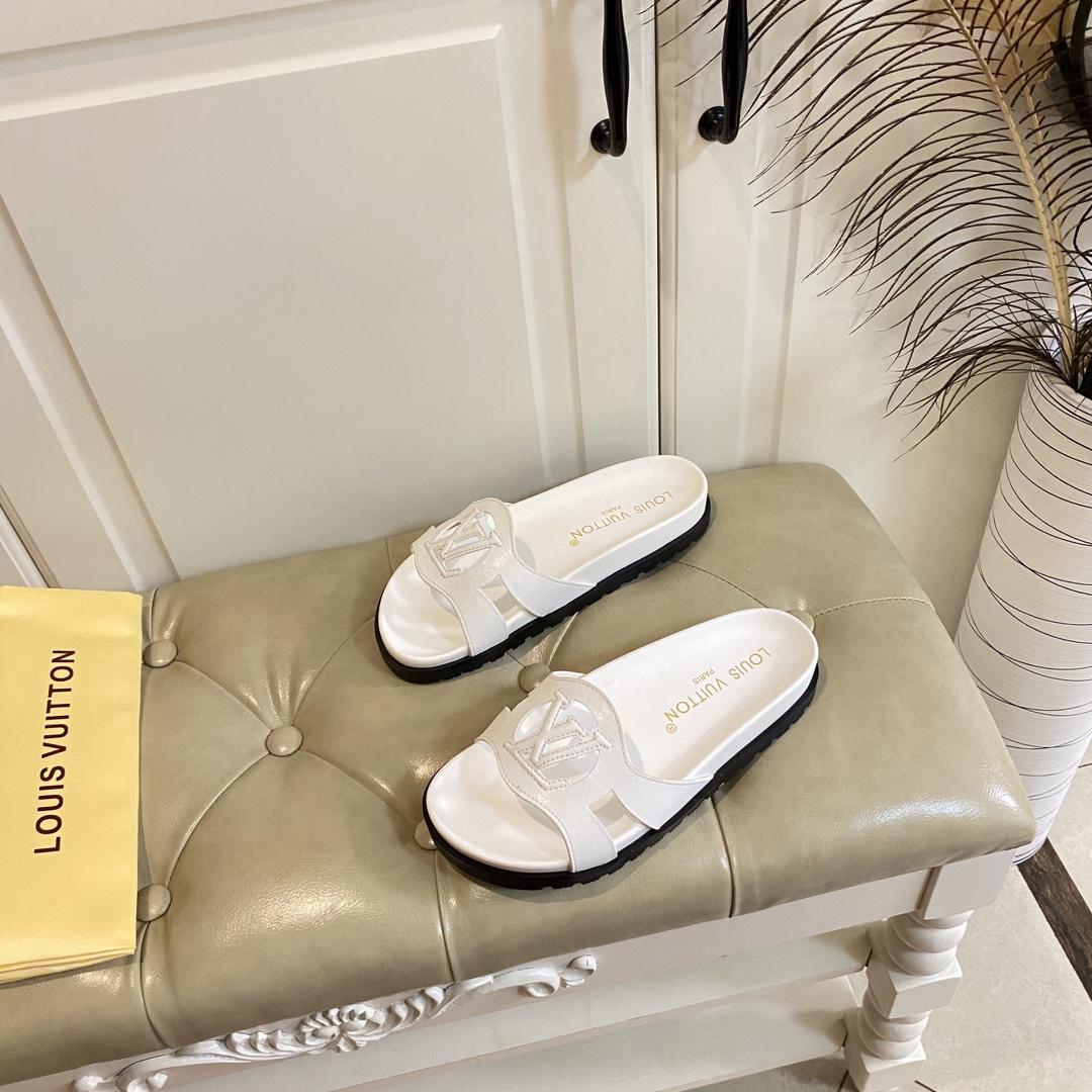 Louis Vuitton LV Isola Flat Comfort Mule   1ACPBM - DopestKickz