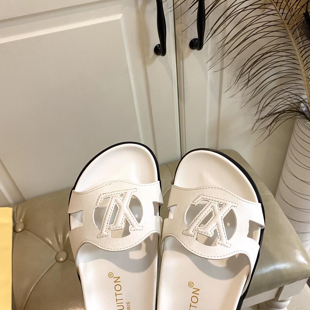 Louis Vuitton LV Isola Flat Comfort Mule   1ACPBM - DopestKickz