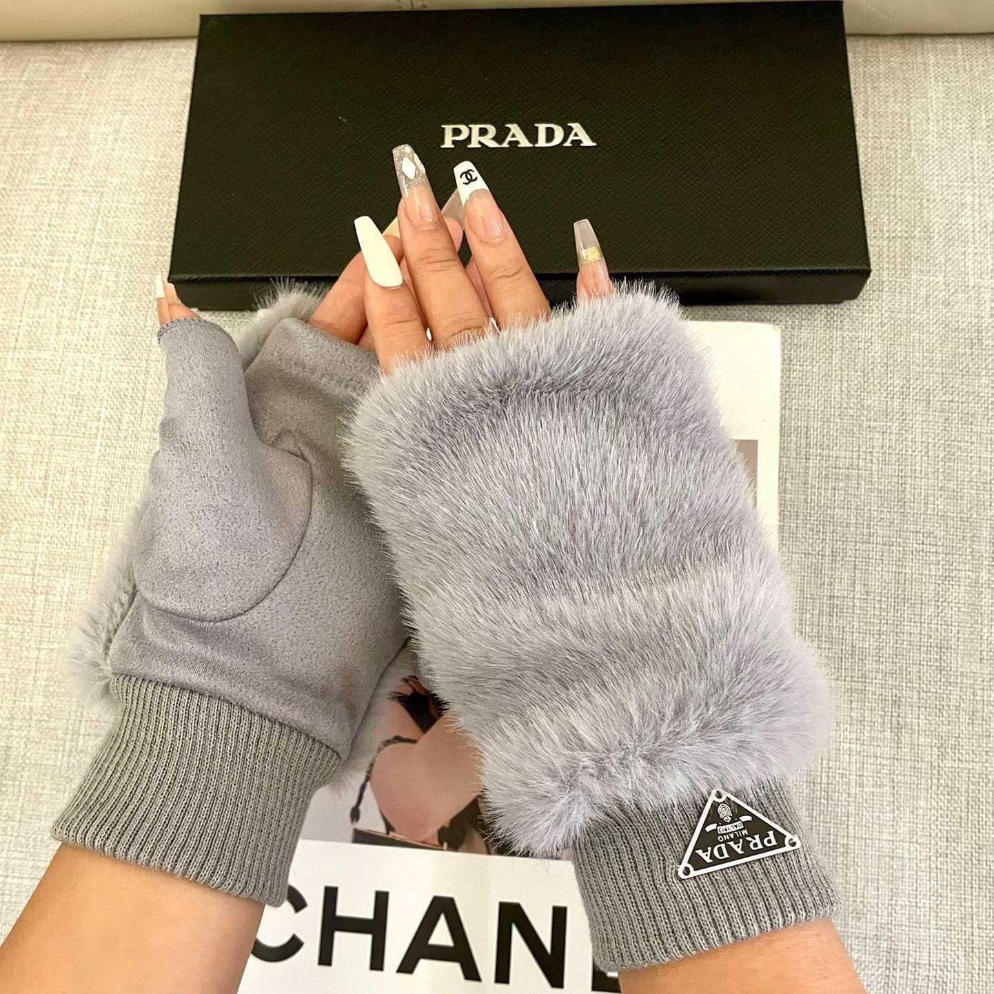 Prada Gloves  - DopestKickz