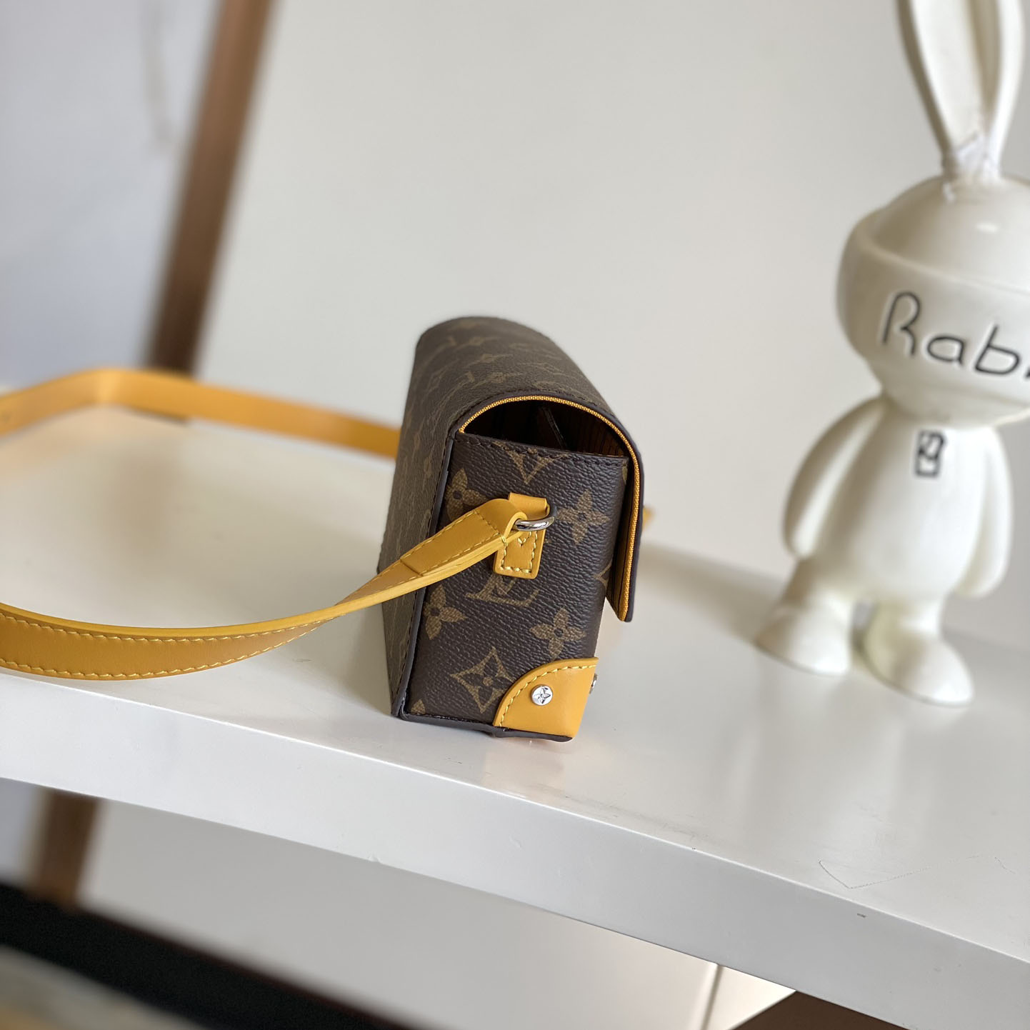 Louis Vuitton Steamer Wearable Wallet  M12811 - DopestKickz