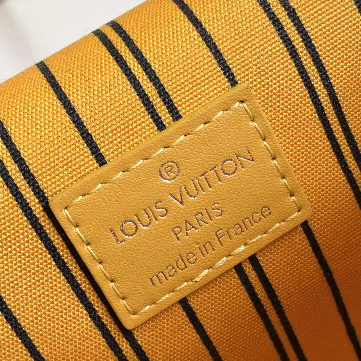Louis Vuitton Steamer Wearable Wallet  M12811 - DopestKickz