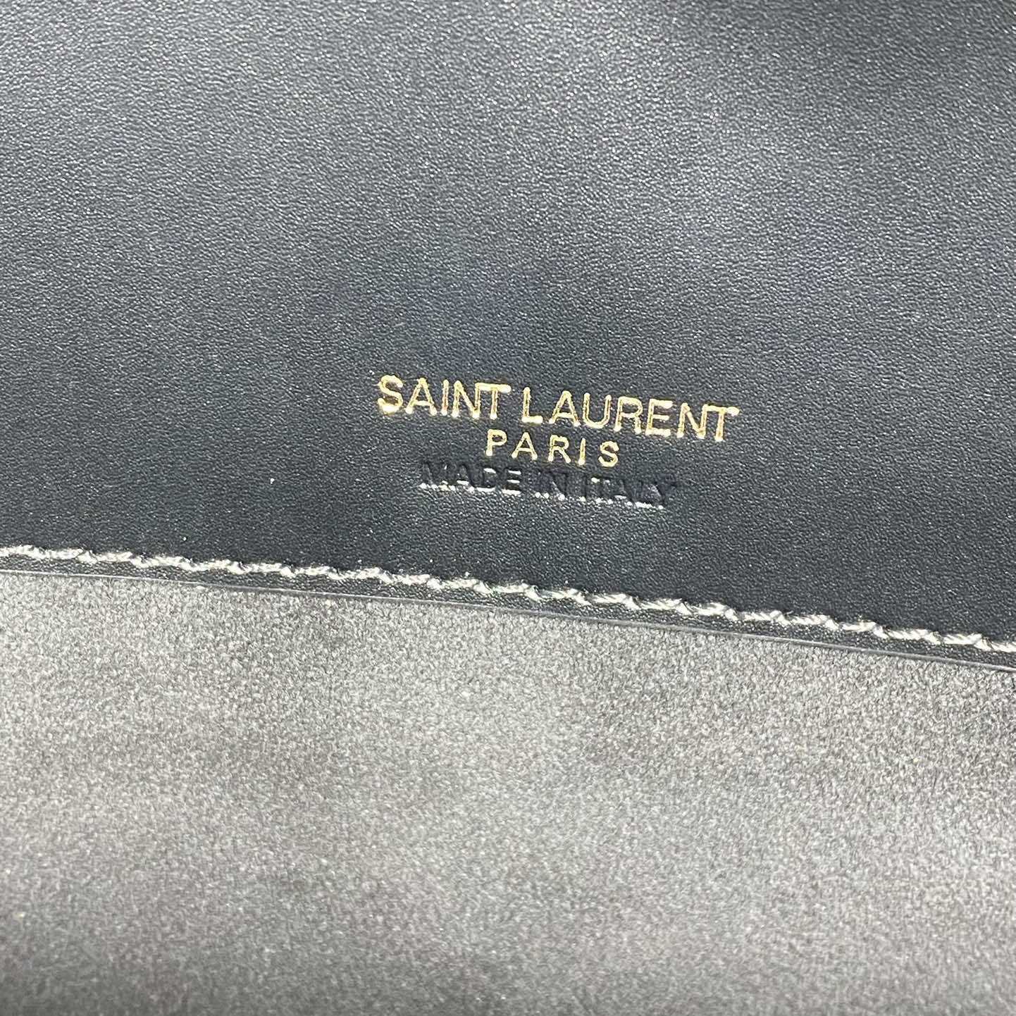 Saint Laurent Le 37 In Shiny Leather - DopestKickz