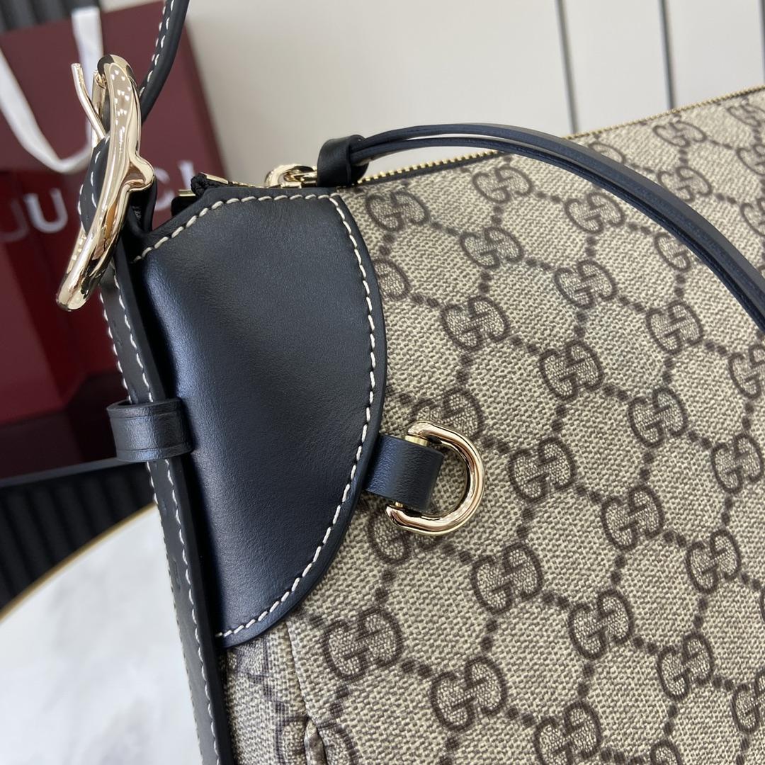 Gucci GG Emblem Medium Shoulder Bag - DopestKickz