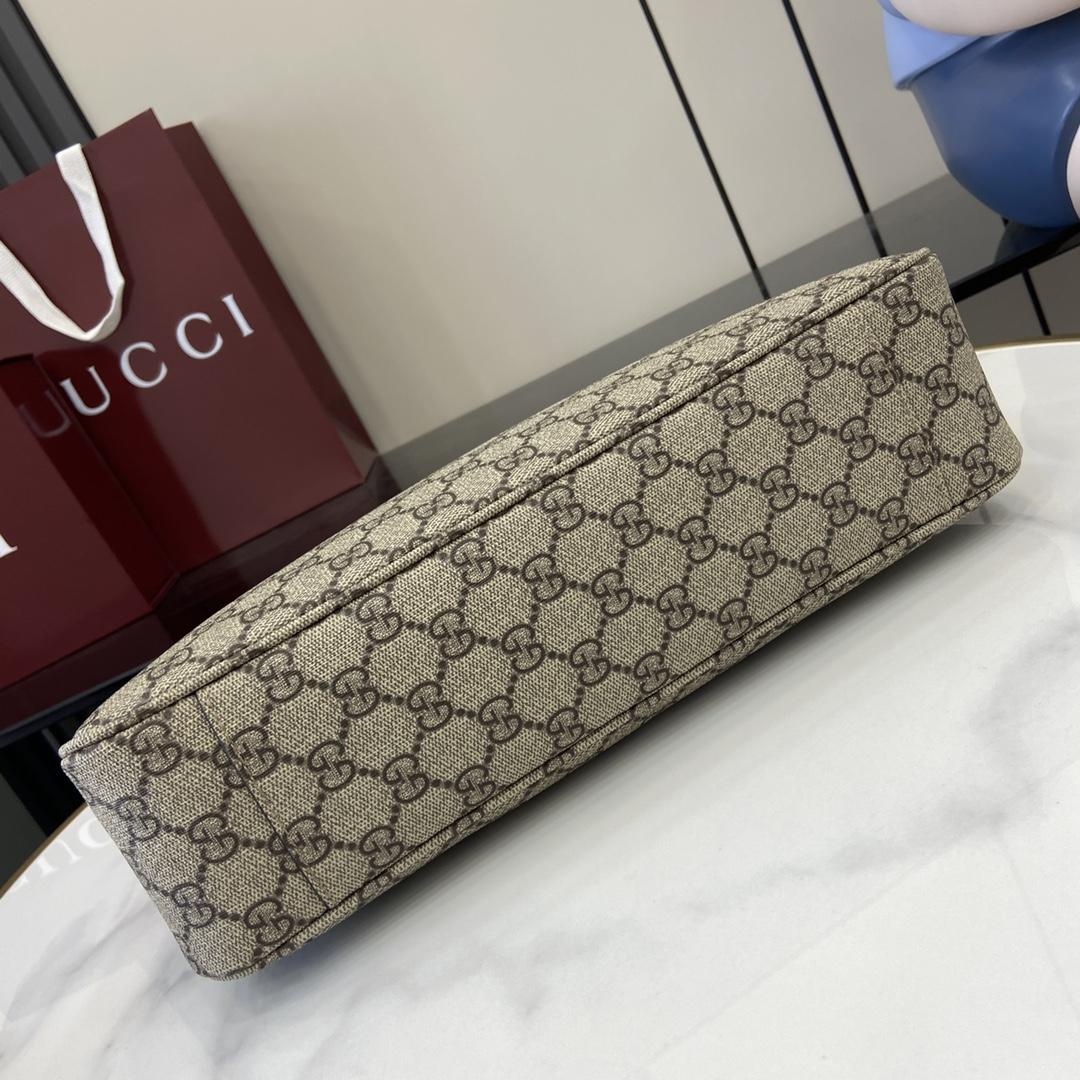 Gucci GG Emblem Medium Shoulder Bag - DopestKickz