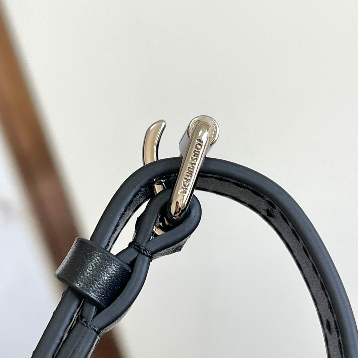 Louis Vuitton Noé Trunk PM  M13484 - DopestKickz