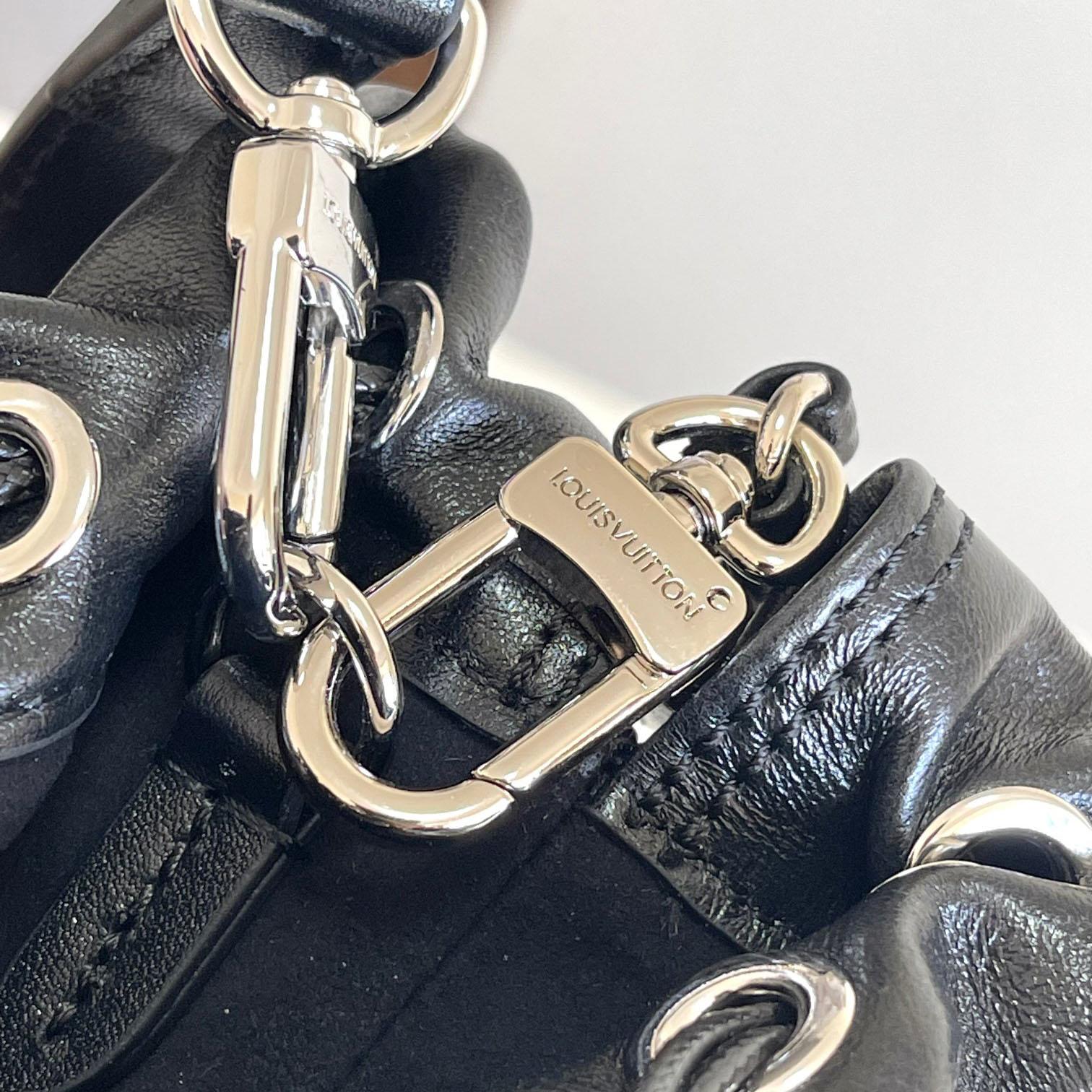 Louis Vuitton Noé Trunk PM  M13484 - DopestKickz