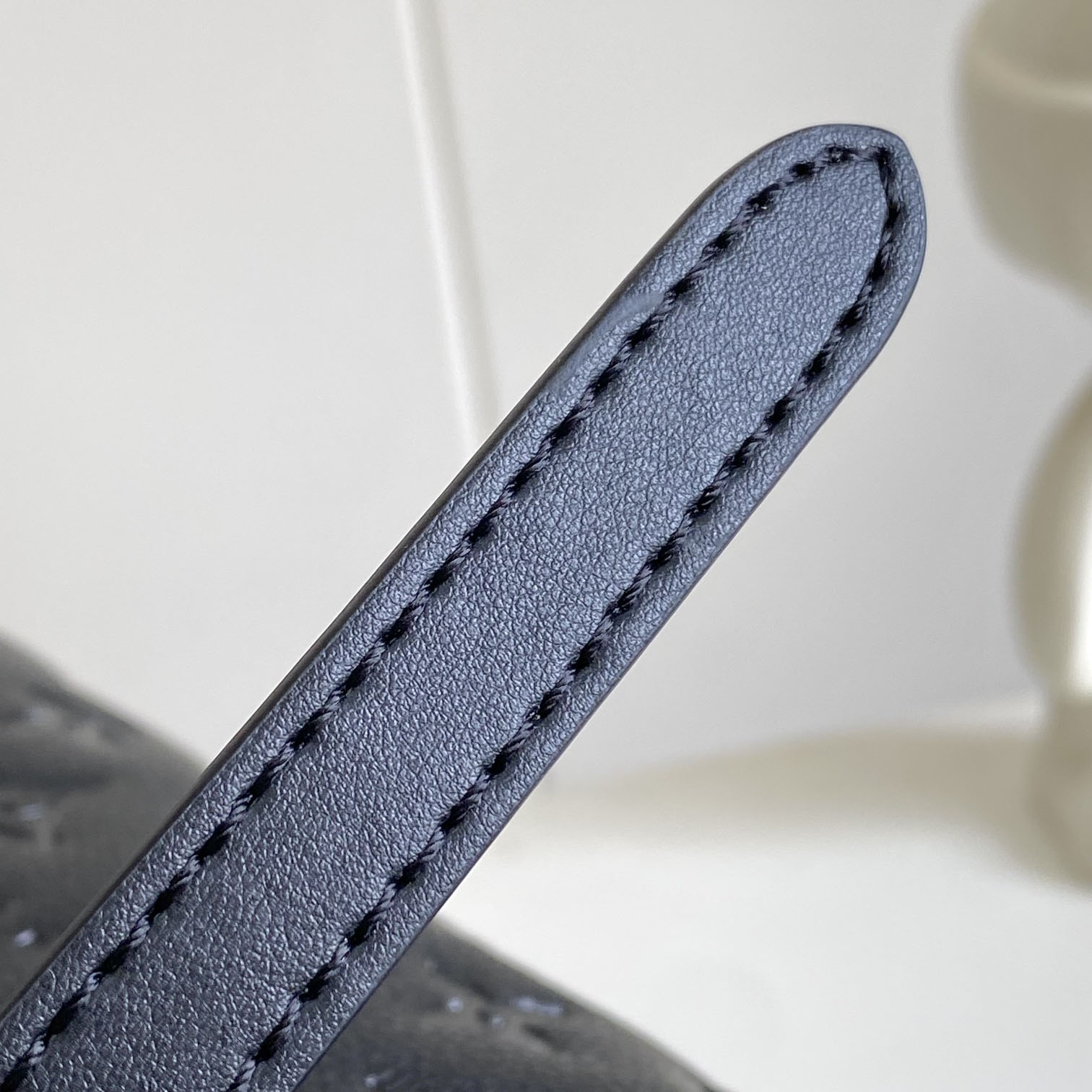 Louis Vuitton Babylone Tote MM   M47185 - DopestKickz