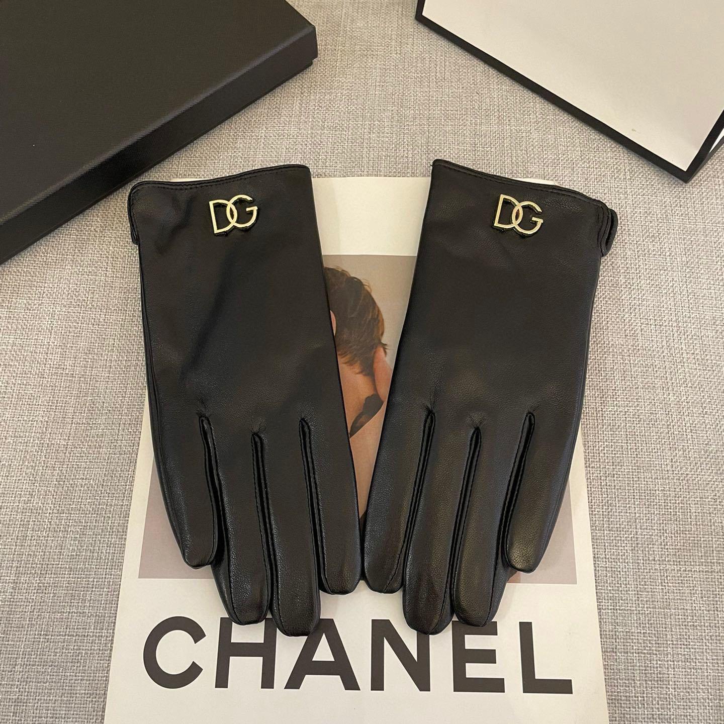 Dolce & Gabbana Gloves  - DopestKickz