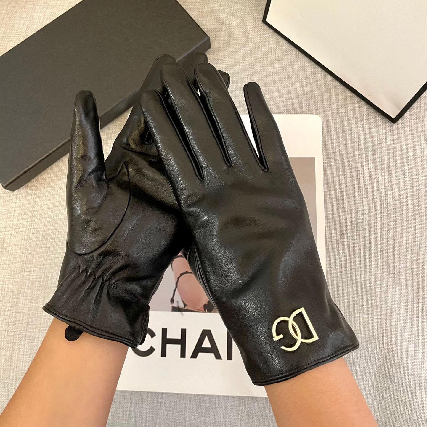 Dolce & Gabbana Gloves  - DopestKickz