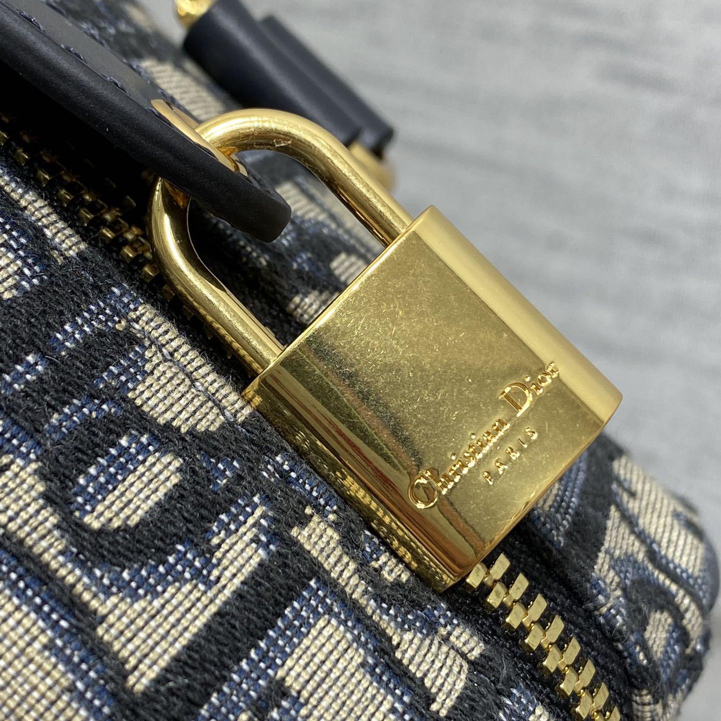 Dior Groove 25 Bag  - DopestKickz