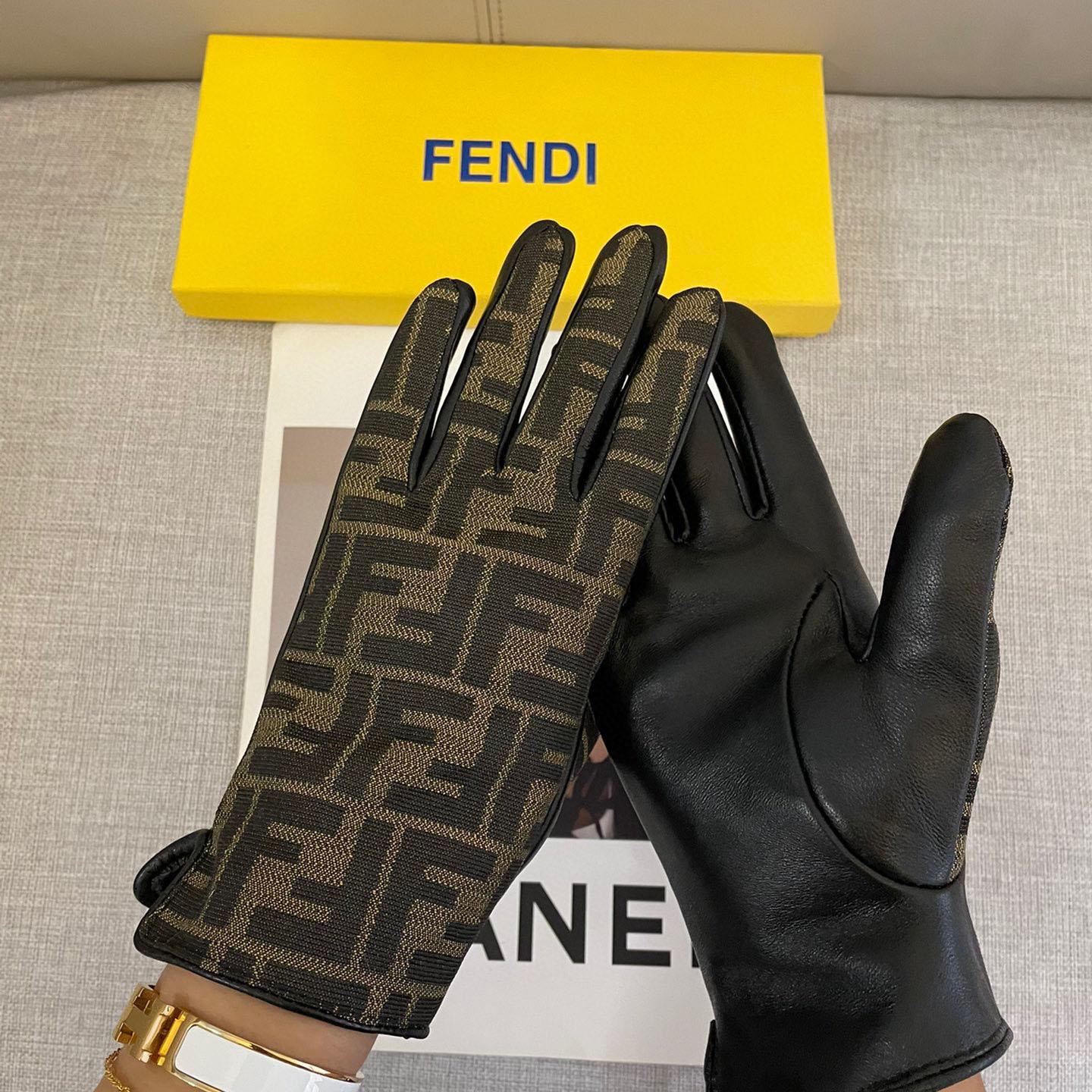 Fendi Gloves - DopestKickz