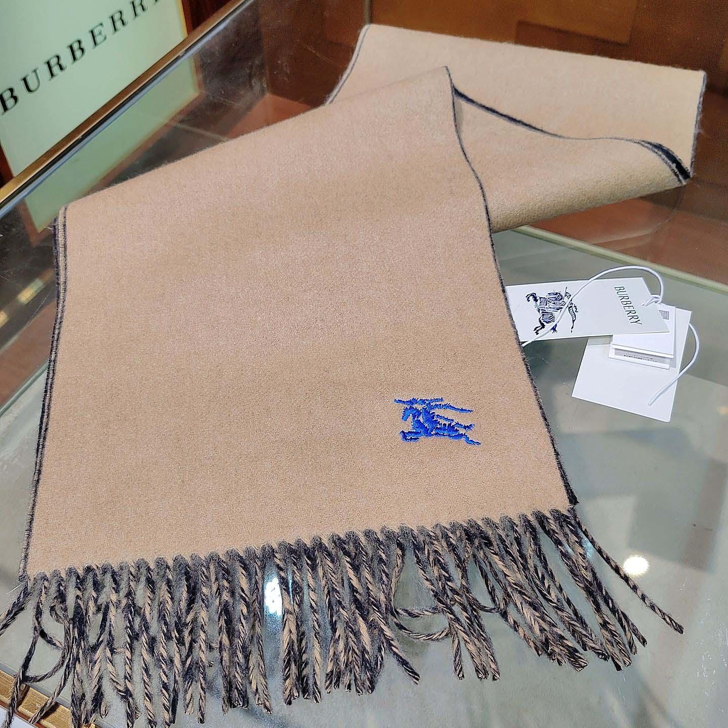 Burberry Reversible Cashmere Scarf - DopestKickz