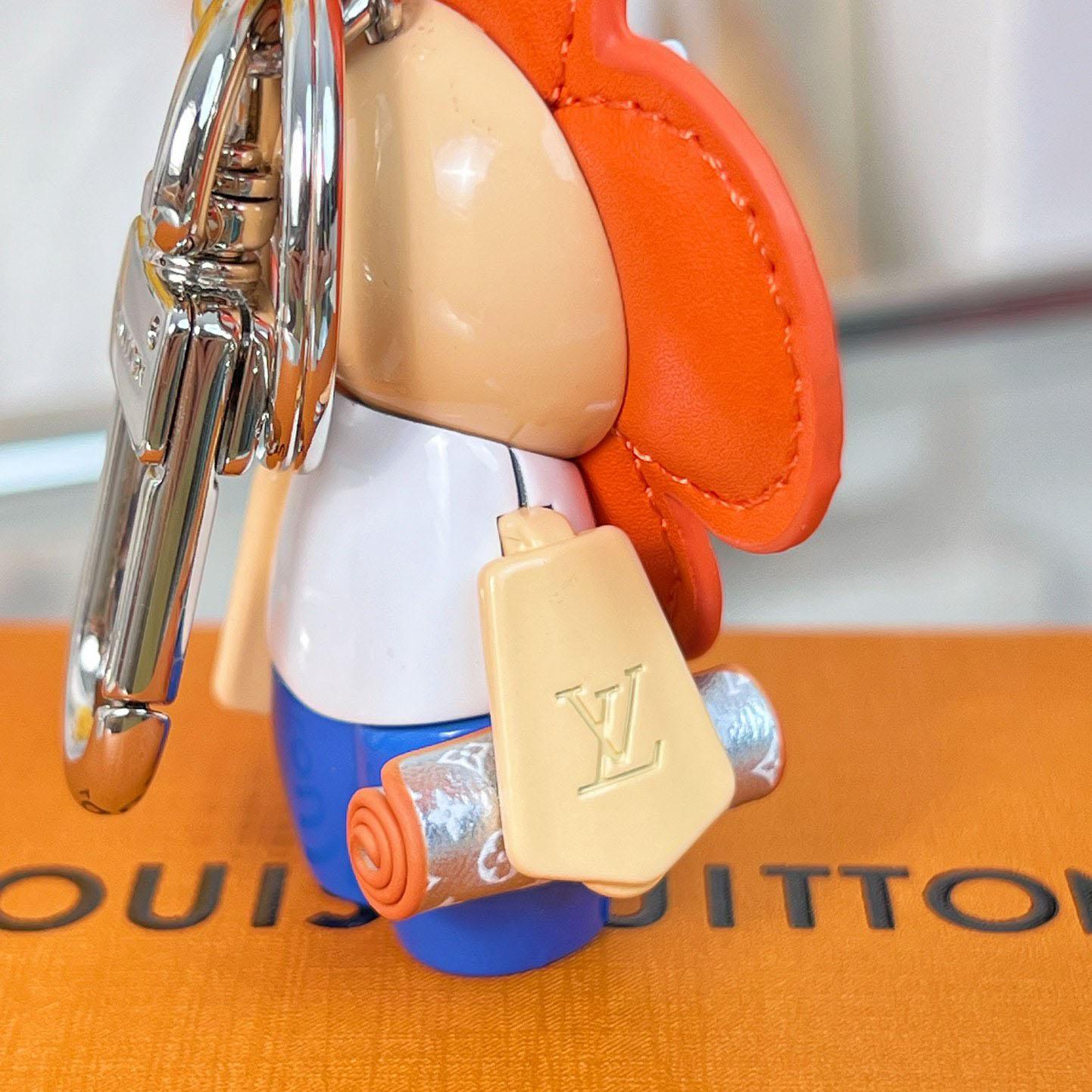 Louis Vuitton Vivienne Gym Bag Charm  M01198 - DopestKickz