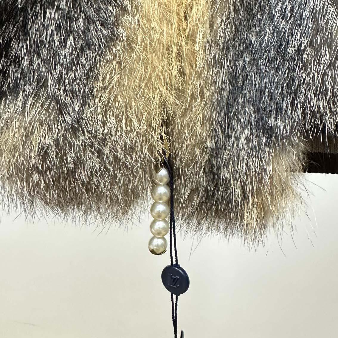 Louis Vuitton Fox Fur Bomber  1AFXBD - DopestKickz