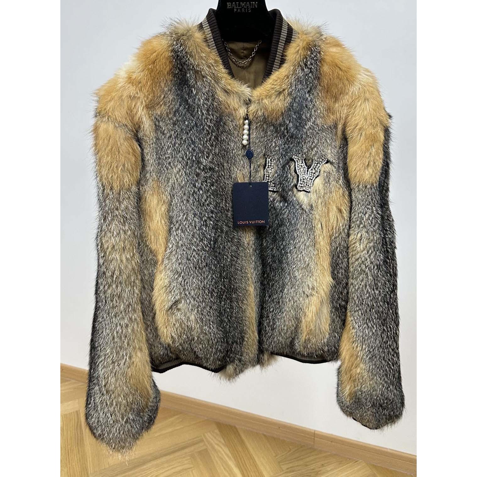 Louis Vuitton Fox Fur Bomber  1AFXBD - DopestKickz