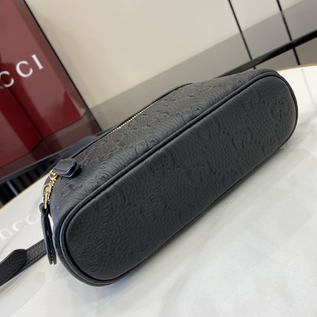 Gucci GG Emblem Super Mini Bag - DopestKickz