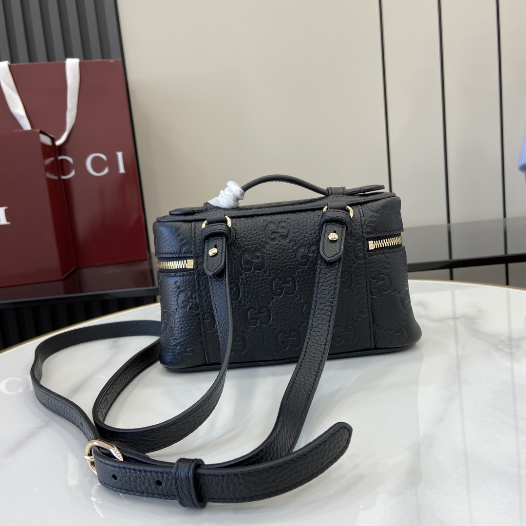 Gucci GG Emblem Super Mini Bag - DopestKickz