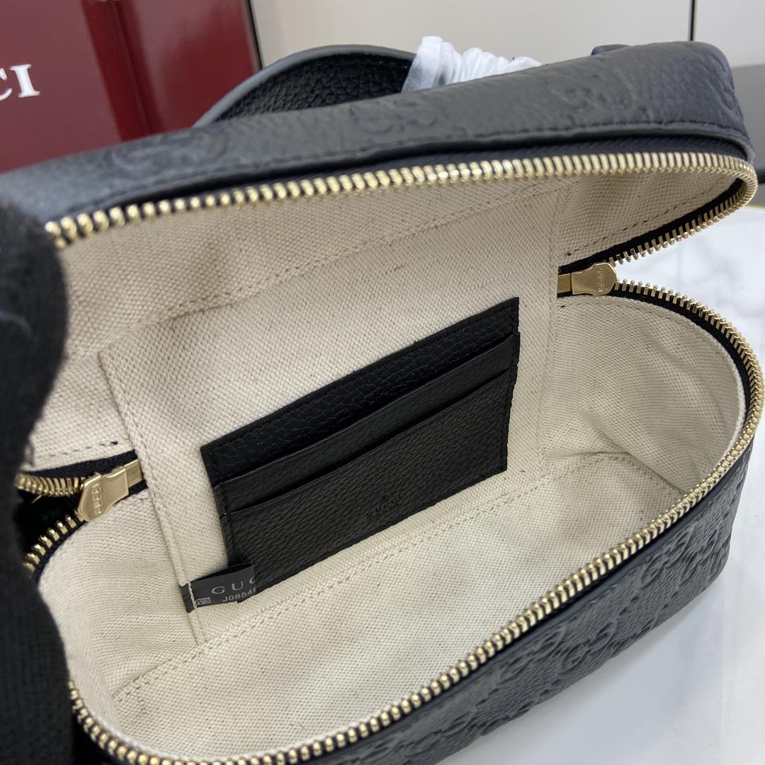 Gucci GG Emblem Super Mini Bag - DopestKickz